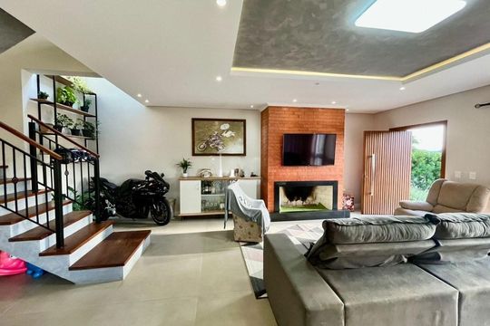 Sala de casa de condomínio para alugar com 4 quartos, 211m² em Centro, Gravataí