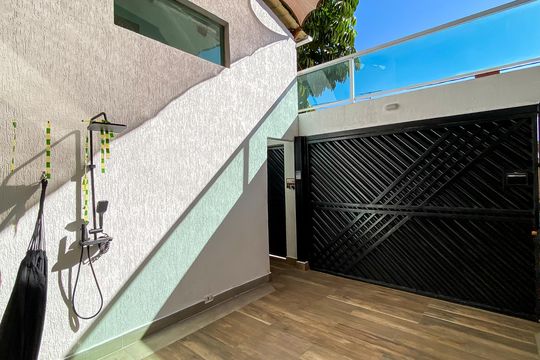 Garagem  de casa para alugar com 4 quartos, 180m² em Engenheiro Goulart, São Paulo