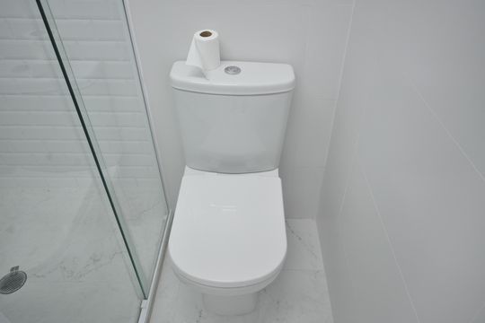 Banheiro de kitnet/studio à venda com 1 quarto, 27m² em Tucuruvi, São Paulo