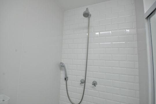 Banheiro de kitnet/studio à venda com 1 quarto, 27m² em Tucuruvi, São Paulo