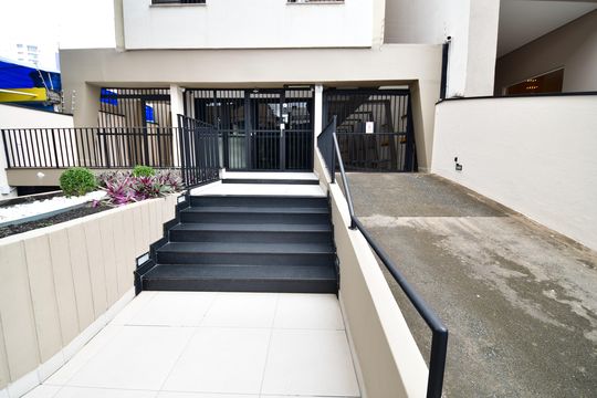 Apartamento para alugar com 2 quartos, 77m² em Vila Itapura, Campinas
