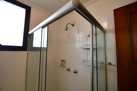 Apartamento para alugar com 2 quartos, 77m² em Vila Itapura, Campinas