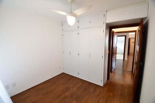 Apartamento para alugar com 2 quartos, 77m² em Vila Itapura, Campinas