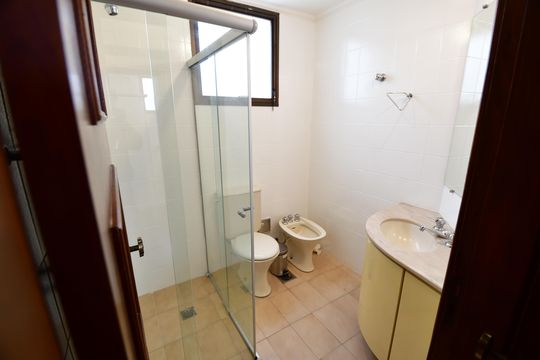 Apartamento para alugar com 2 quartos, 77m² em Vila Itapura, Campinas