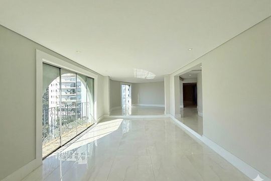 Sala de apartamento à venda com 3 quartos, 207m² em Santo Amaro, São Paulo