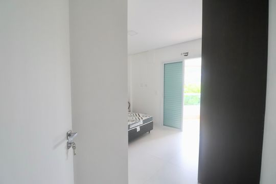Suíte de apartamento para alugar com 3 quartos, 100m² em Balneario Cidade Atlantica, Guarujá