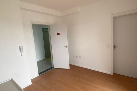 Sala de apartamento à venda com 1 quarto, 34m² em Itaquera, São Paulo