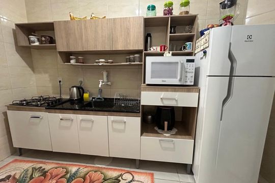 Cozinha de apartamento para alugar com 2 quartos, 63m² em Jansen, Gravataí