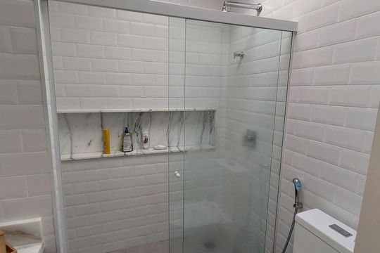 Banheiro de casa à venda com 4 quartos, 450m² em Vila Morumbi, São Paulo