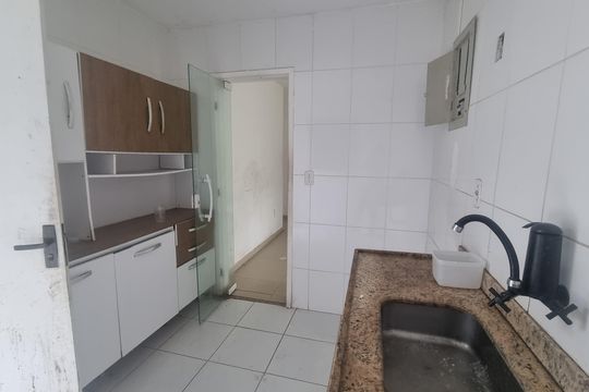 Cozinha de casa de condomínio à venda com 4 quartos, 300m² em Vargem Grande, Rio de Janeiro