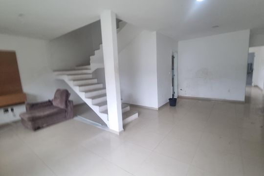 Casa de Condomínio à venda com 4 quartos, 300m² em Vargem Grande, Rio de Janeiro