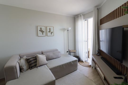 Sala de apartamento à venda com 2 quartos, 52m² em Padroeira, Osasco