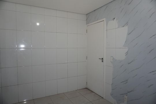 Cozinha de casa para alugar com 1 quarto, 32m² em Jardim Santa Tereza Novo, Embu das Artes