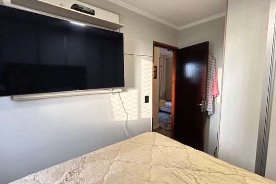 Quarto 1 de apartamento à venda com 2 quartos, 52m² em Vila Augusta, Guarulhos