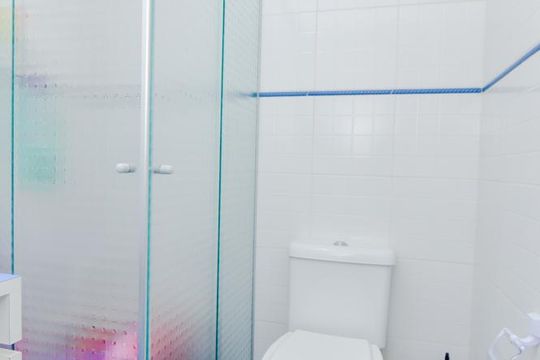 Banheiro Social de apartamento à venda com 3 quartos, 83m² em Vila Progresso, Guarulhos