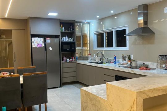 Cozinha de casa para alugar com 3 quartos, 200m² em Inhoaíba, Rio de Janeiro