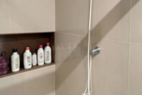Banheiro de casa para alugar com 3 quartos, 200m² em Inhoaíba, Rio de Janeiro