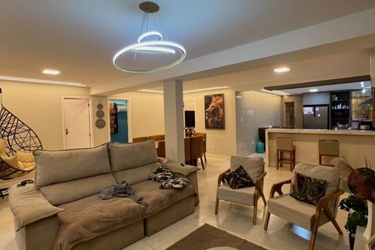 Sala de casa para alugar com 3 quartos, 200m² em Inhoaíba, Rio de Janeiro