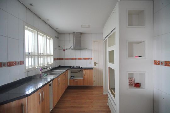 Cozinha de casa à venda com 3 quartos, 120m² em Feitoria Seller, São Leopoldo