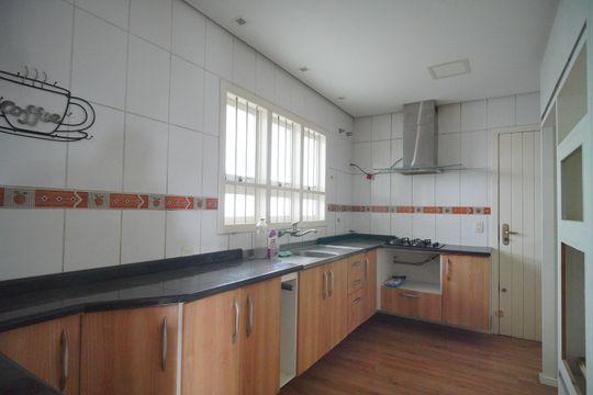 Cozinha de casa à venda com 3 quartos, 120m² em Feitoria Seller, São Leopoldo
