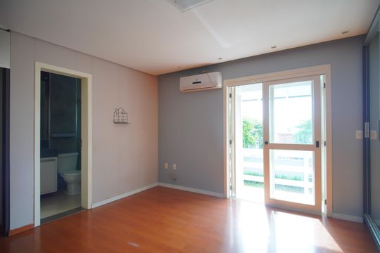 Suíte de casa à venda com 3 quartos, 120m² em Feitoria Seller, São Leopoldo