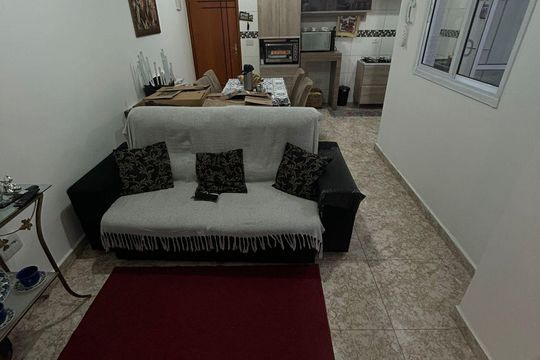 Sala de apartamento à venda com 2 quartos, 42m² em Vila Luzita, Santo André