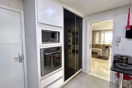 Apartamento à venda com 3 quartos, 108m² em Vila Augusta, Guarulhos
