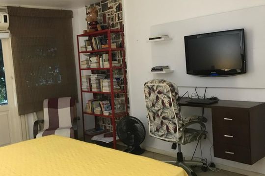 Quarto de casa à venda com 3 quartos, 215m² em Recreio dos Bandeirantes, Rio de Janeiro
