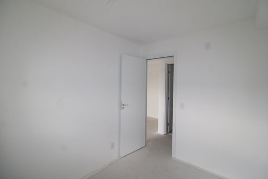 Quarto 1 de apartamento à venda com 2 quartos, 59m² em Vila Bandeirantes, São Paulo