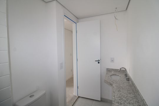 Quarto 2 - Banheiro de apartamento à venda com 2 quartos, 59m² em Vila Bandeirantes, São Paulo