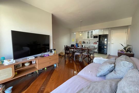 Sala de apartamento à venda com 3 quartos, 75m² em Jardim Peri Peri, São Paulo