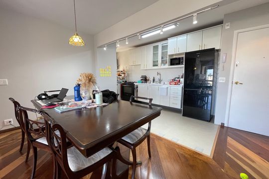 Sala de apartamento à venda com 3 quartos, 75m² em Jardim Peri Peri, São Paulo