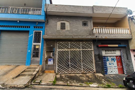 Fachada  de casa para alugar com 2 quartos, 90m² em Cidade Líder, São Paulo