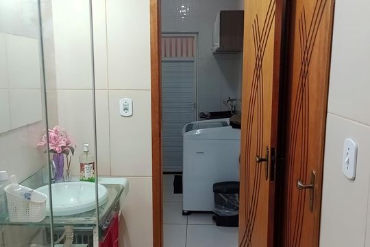 Banheiro de casa à venda com 2 quartos, 150m² em Campo Grande, Rio de Janeiro