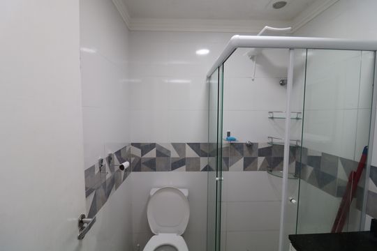 Banheiro de apartamento para alugar com 2 quartos, 44m² em Jardim Vila Formosa, São Paulo