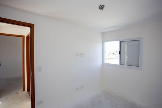 Quarto 2 de apartamento à venda com 2 quartos, 51m² em Vila Maria Leonor, Diadema