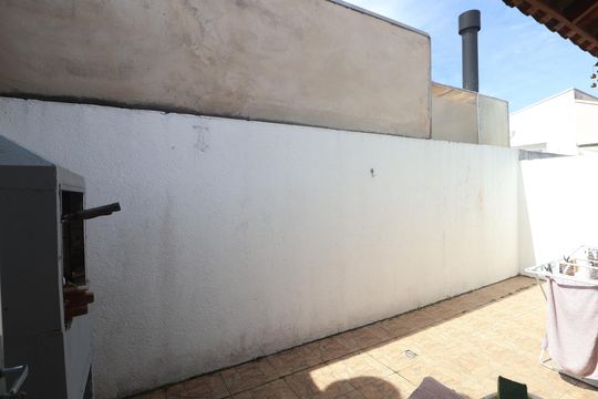 Área externa de casa de condomínio para alugar com 2 quartos, 111m² em Olaria, Canoas