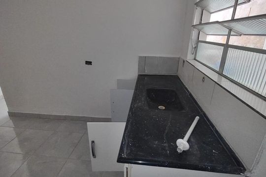 Cozinha de casa para alugar com 1 quarto, 125m² em Jardim Joao de Barro, São Bernardo do Campo