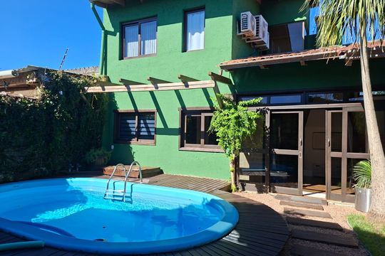 Piscina de casa para alugar com 1 quarto, 90m² em Vera Cruz, Gravataí