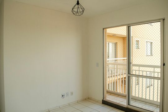 Apartamento para alugar com 3 quartos, 75m² em Setor Goiânia 2, Goiânia