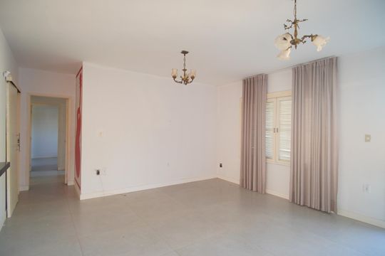 Sala de casa à venda com 3 quartos, 180m² em Vila Nova, Novo Hamburgo