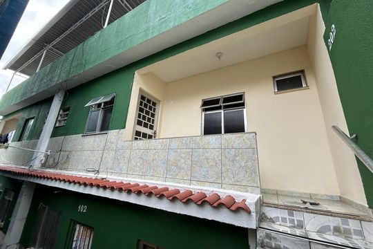 Casa para alugar com 1 quarto, 40m² em Bento Ribeiro, Rio de Janeiro