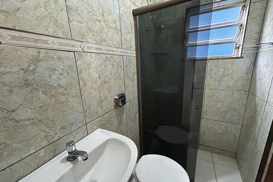 Casa para alugar com 1 quarto, 40m² em Bento Ribeiro, Rio de Janeiro