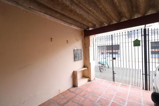 Garagem de casa à venda com 1 quarto, 110m² em Centro, Diadema