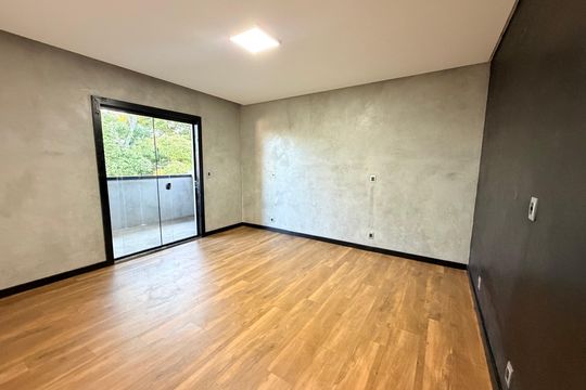 Sala de casa de condomínio para alugar com 7 quartos, 495m² em Aeroporto, Juiz de Fora