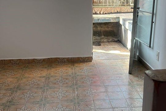 Casa para alugar com 2 quartos, 65m² em Vila Zat, São Paulo