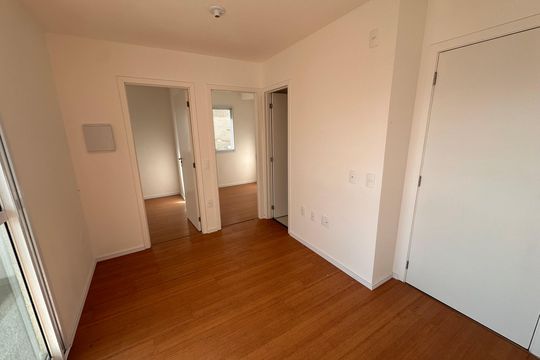 Sala/Cozinha de apartamento para alugar com 2 quartos, 37m² em Vila das Belezas, São Paulo