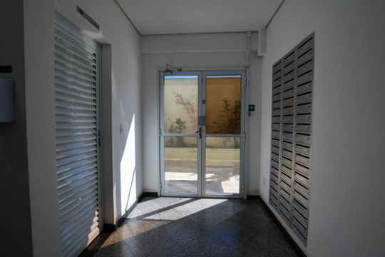 CORREIO de apartamento para alugar com 2 quartos, 58m² em Jardim Esmeralda, São Paulo