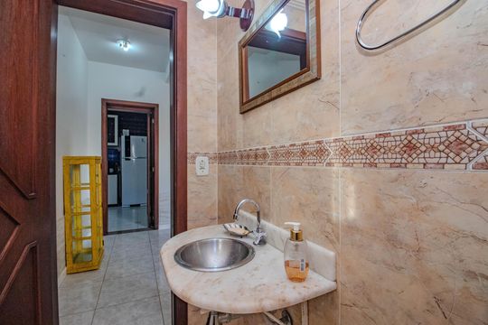 Lavabo de casa à venda com 2 quartos, 280m² em Jardim Dona Leopoldina, Porto Alegre