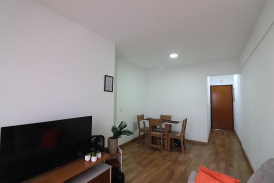 Sala  de apartamento à venda com 2 quartos, 77m² em Vila Euclides, São Bernardo do Campo